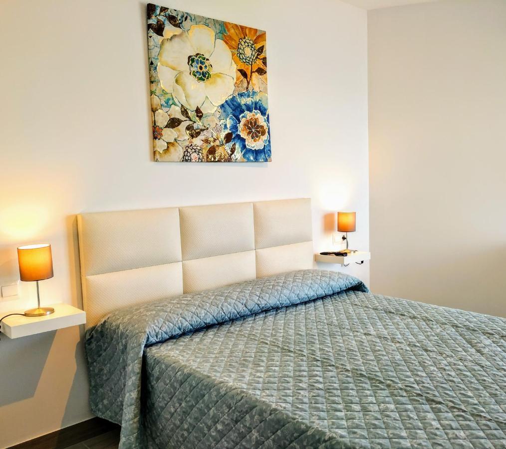 Torresol 402 Apartment Nerja Exterior photo